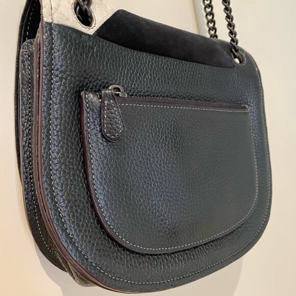 COACH BLACK AND WHITE LEATHER BAG with CHAIN STRAP - Picture 5 of 6